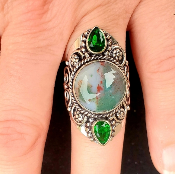 New Bloodstone and Peridot 925 Silver Statement Ring. - Picture 6 of 16